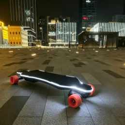 ESK-2 Series – Electric Skateboards: Built for Adventure, Made for Everyday Fun.
