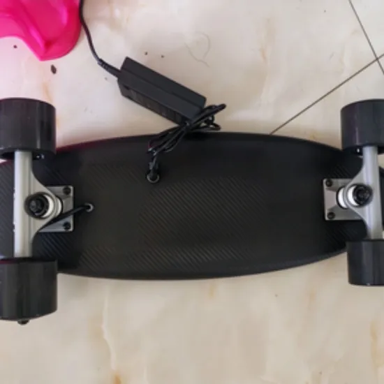 ESK-5 Lightweight Electric Skateboard | 4.6 kg, 15–20 km, Airline-Friendly, Grab & Ride