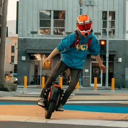 ESU-6 2800W High-Performance Electric Unicycle | 155km Long Range